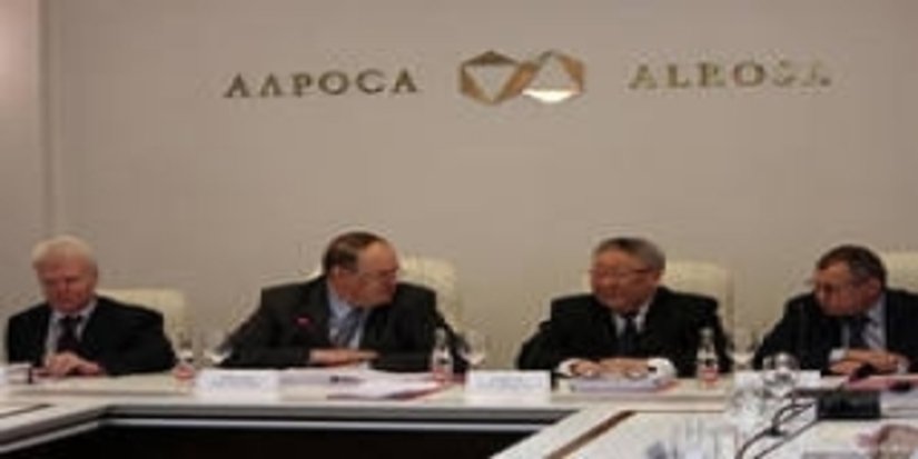 Правительство одобрило предложение «АЛРОСА» об упрощении предоставления лицензий на алмазы и платиноиды