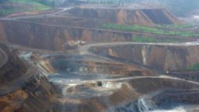 Топ-менеджер "дочки" ВЭБа задержан за махинации с месторождением