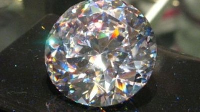 Рост цен на бриллианты остановился в июле 2010 года
