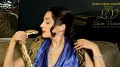 Лицо новой коллекции итальянского бренда Leon Visconti