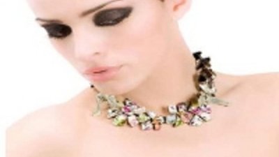 Роскошь битого фарфора в украшениях Мариэллы ди Грегорио