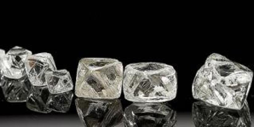 DiamondCorp и дочернее общество Tiffany подписали контракт о поставках алмазов