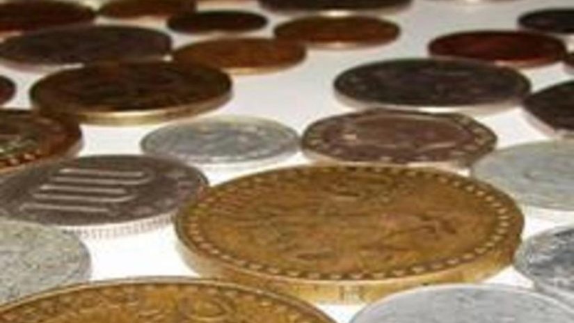Центробанк Армении выпустил памятные монеты, посвященные Эчмиадзину, Гндеванку и Нораванку