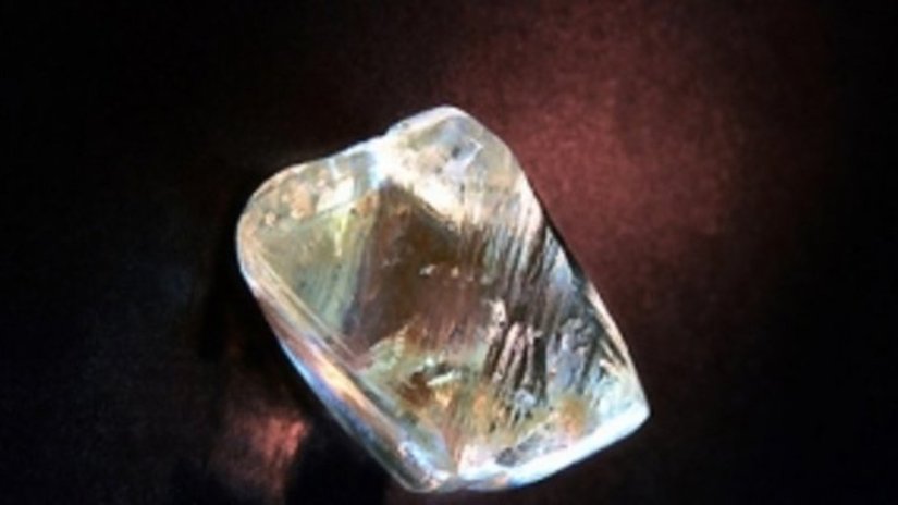 АЛРОСА в 2013 году увеличила добычу якутских алмазов на 4,6%