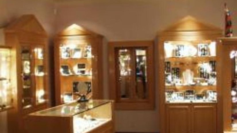 Littman Jewelers сменит название магазина