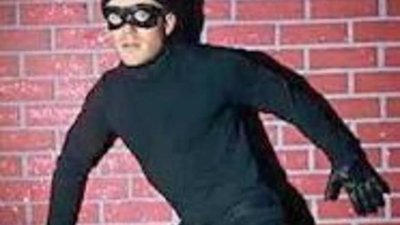 Киевские милиционеры обчистили ювелирную лавку