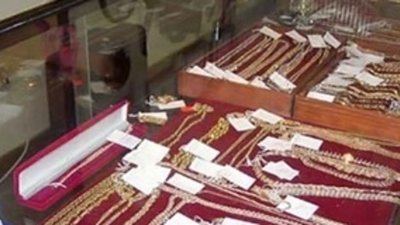 В Ростове-на-Дону ограблен ювелирный магазин