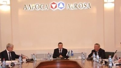 Над «АЛРОСА» встал вице-премьер Трутнев