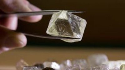 Минфин планирует на 17 мая аукцион по продаже алмазов из Госфонда