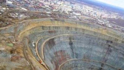 Rockwell сообщает о падении объема алмазодобычи на 10% в 4-м финансовом квартале