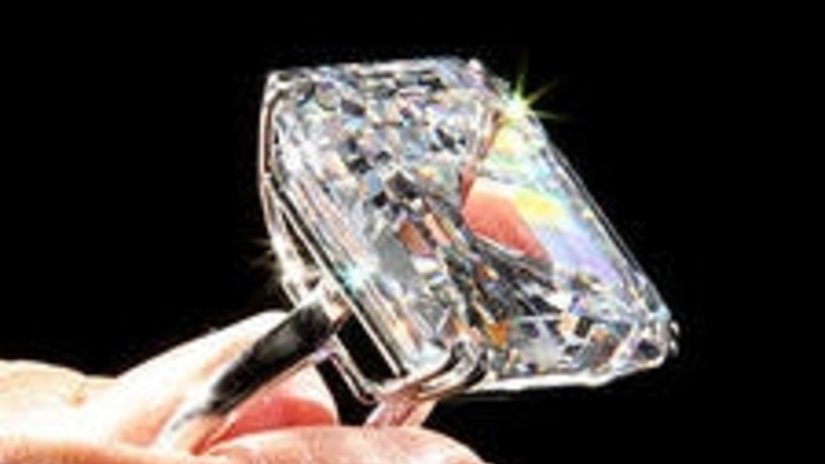 De Beers повышает объемы алмазодобычи на 13% в 4-м квартале 2013 года