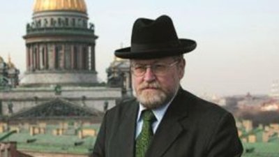 Искусствовед Валентин Скурлов: «Фаберже, как и все придворные ювелиры, активно использовал бриллианты»