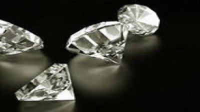 Индийские ювелирные компании активно продвигают бриллианты