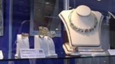 Открылась выставка ювелиров "Золотое кольцо России-2008"