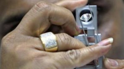 Возбуждено дело в отношении сотрудника МУРа, собиравшего дань с ювелиров