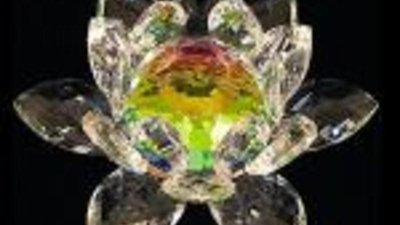 "Кристалл" купит алмазное сырье за границей