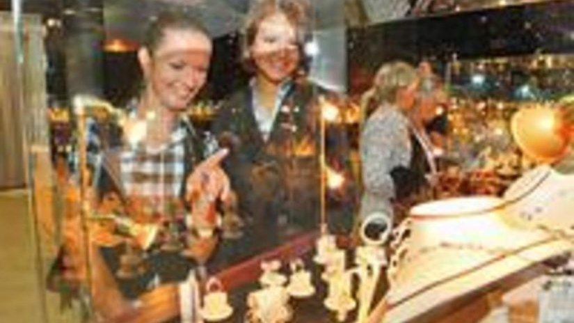 Международный Осенний Ювелирный Форум в рамках самой значимой ювелирной выставки в Северной Европе «GEM&JEWEL (KIVI&KORU-MESSUT) 2012 в Тампере.