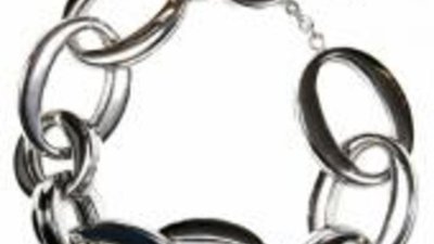 Кризис вынуждает украинцев полюбить серебро