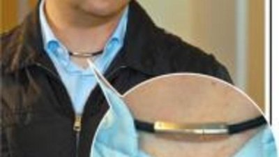 Что на шее у президента?