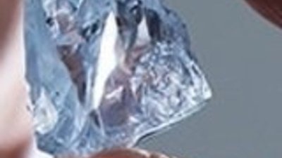 В Южной Африке найден редкий голубой алмаз весом 122,5 карат