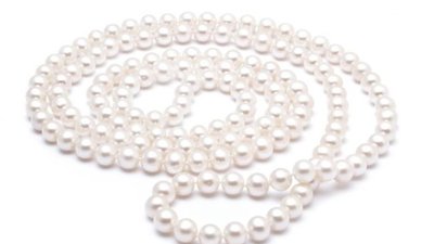 Длинные бусы из жемчуга от LUCKSHIMI