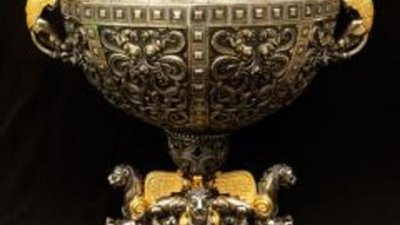 Ювелир из Адыгеи создала уникальную братину из серебра