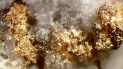 Горняки Омсукчанского района добыли более 800 кг золота и 200 тонн серебра
