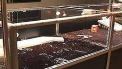 В Петербурге раскрыта серия ограблений ювелирных салонов