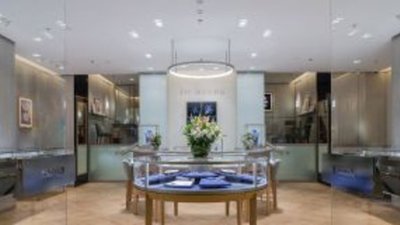 DE BEERS открывает флагман в Москве и первый магазин в Саудовской Аравии