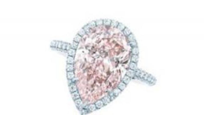 Тиффани выпустила новую коллекцию с розовыми бриллиантами ко Дню всех влюбленных