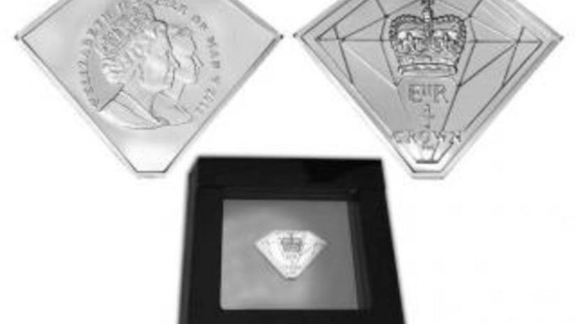 Монета в форме бриллианта в честь юбилея королевы