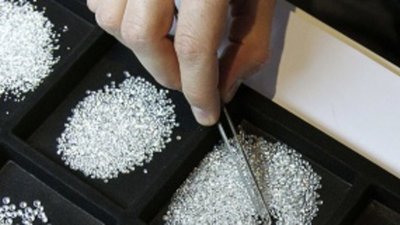 В феврале американский экспорт бриллиантов превысил их импорт