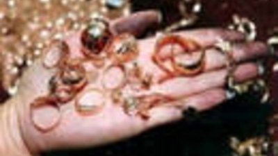 В ломбарде украли 11 500 латов