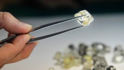 «99% алмазов в мировом обороте являются неконфликтными» - министр ЮАР