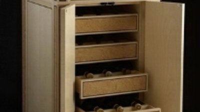 Antique Wine Company представит винный шкаф стоимостью в миллион долларов