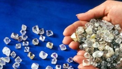 АК «АЛРОСА» в 2015 году не собирается увеличивать капзатраты и резко менять сбытовую политику