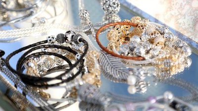 Ювелирный бренд Pandora презентовал весеннюю коллекцию 2014