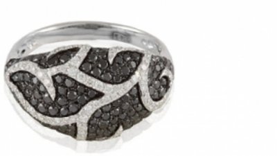 Кольца из белого золота и черные бриллианты