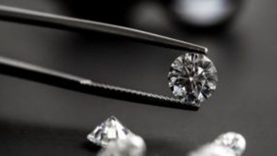 На аукционе в Нью-Йорке продажи один из самых больших бриллиантов