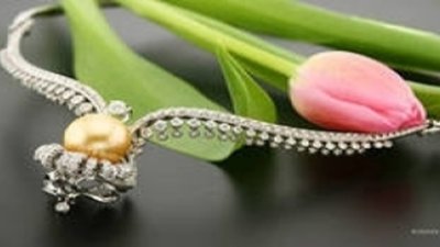 Ювелирные изделия предпочитают покупать оффлайн