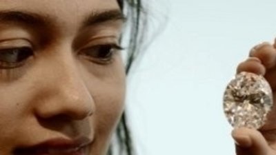 Sotheby's продаст в Гонконге самый крупный бриллиант