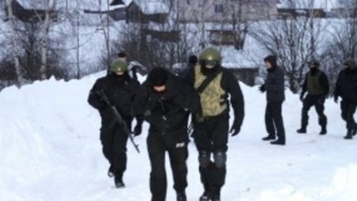 Банду, пугавшую костромских ювелиров муляжом пистолета, будут судить