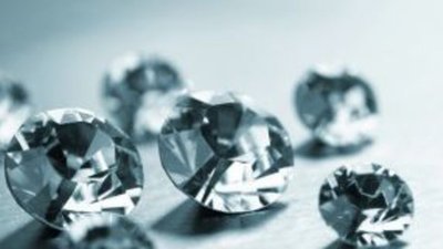 "Алроса" реализовала крупные алмазы на аукционе в Гонконге на $10,3 млн