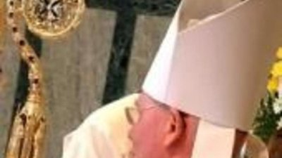 Епископский посох  вернули Франции