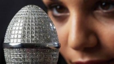 Самое дорогое пасхальное яйцо инкрустировано 1000 бриллиантов и стоит 5 млн евро