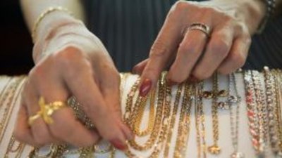 Опять маркировка: Решение Минфина приведет к массовому закрытию небольших магазинов