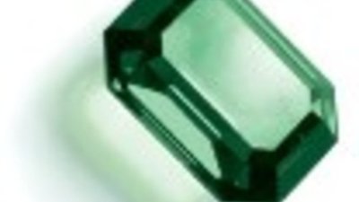 Ученые НАН Беларуси освоили технологию искусственного выращивания изумрудов