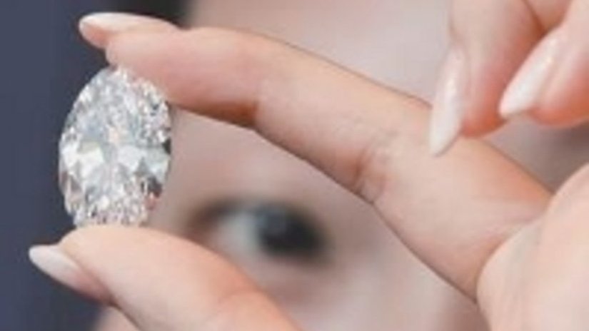 «Известия»: Китайцы скупают бриллианты