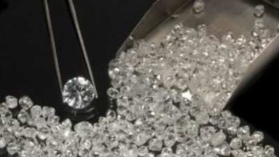 Успех искусственных бриллиантов в конечном счете может зависеть от того, как мы их называем