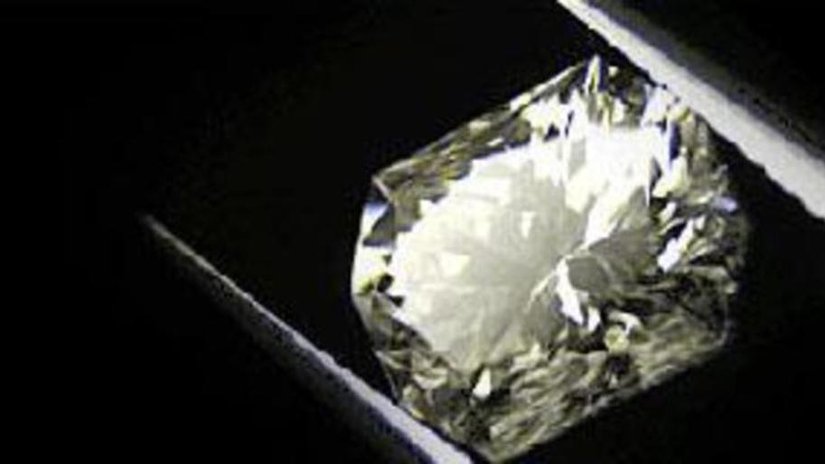 ПО "Кристалл" проводит в ноябре тендер по продаже бриллиантов